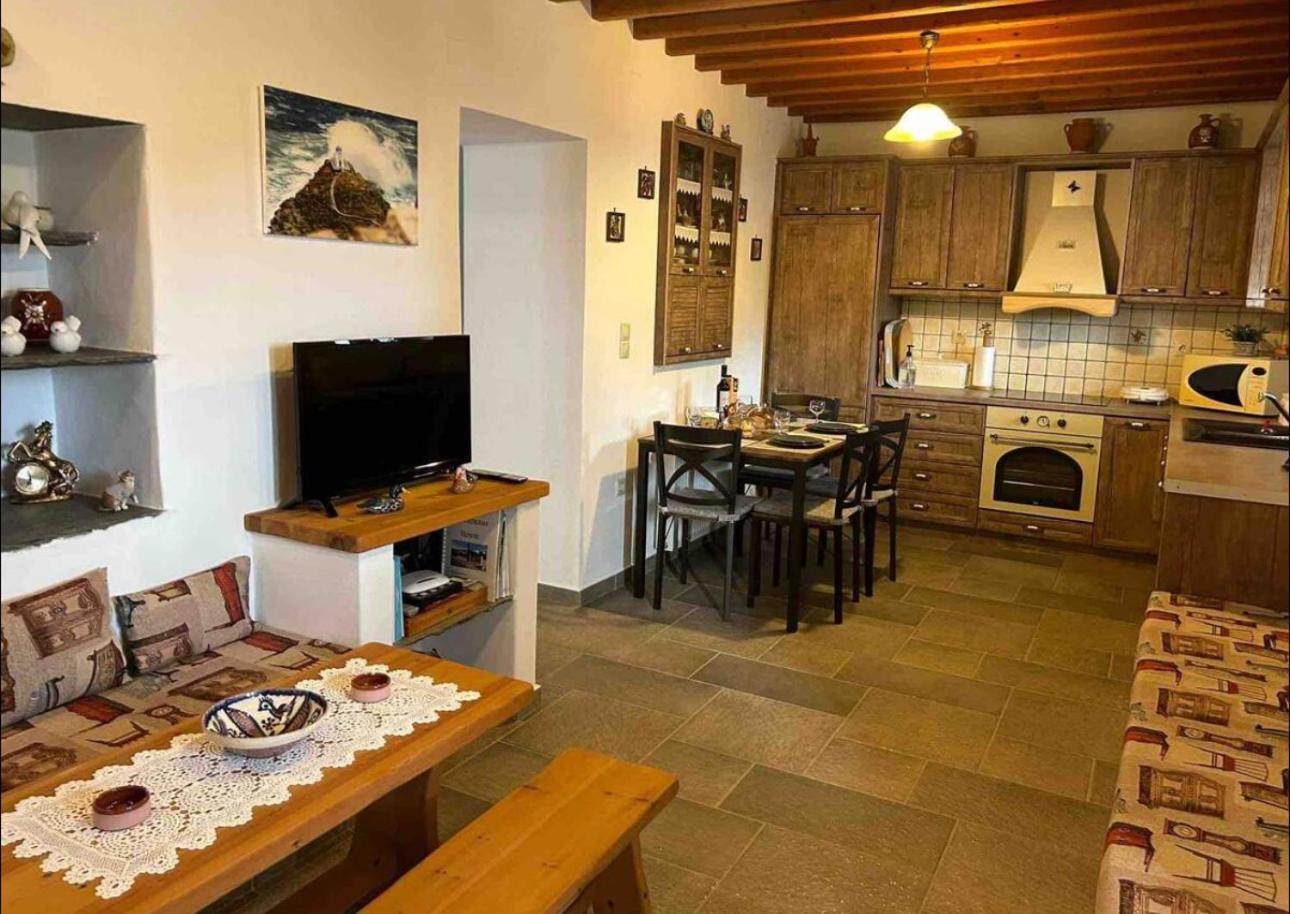 Appartamento Diavrouxas House In Sifnos Cherronisos  Esterno foto
